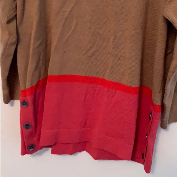 Sweater - Picture 4 of 5